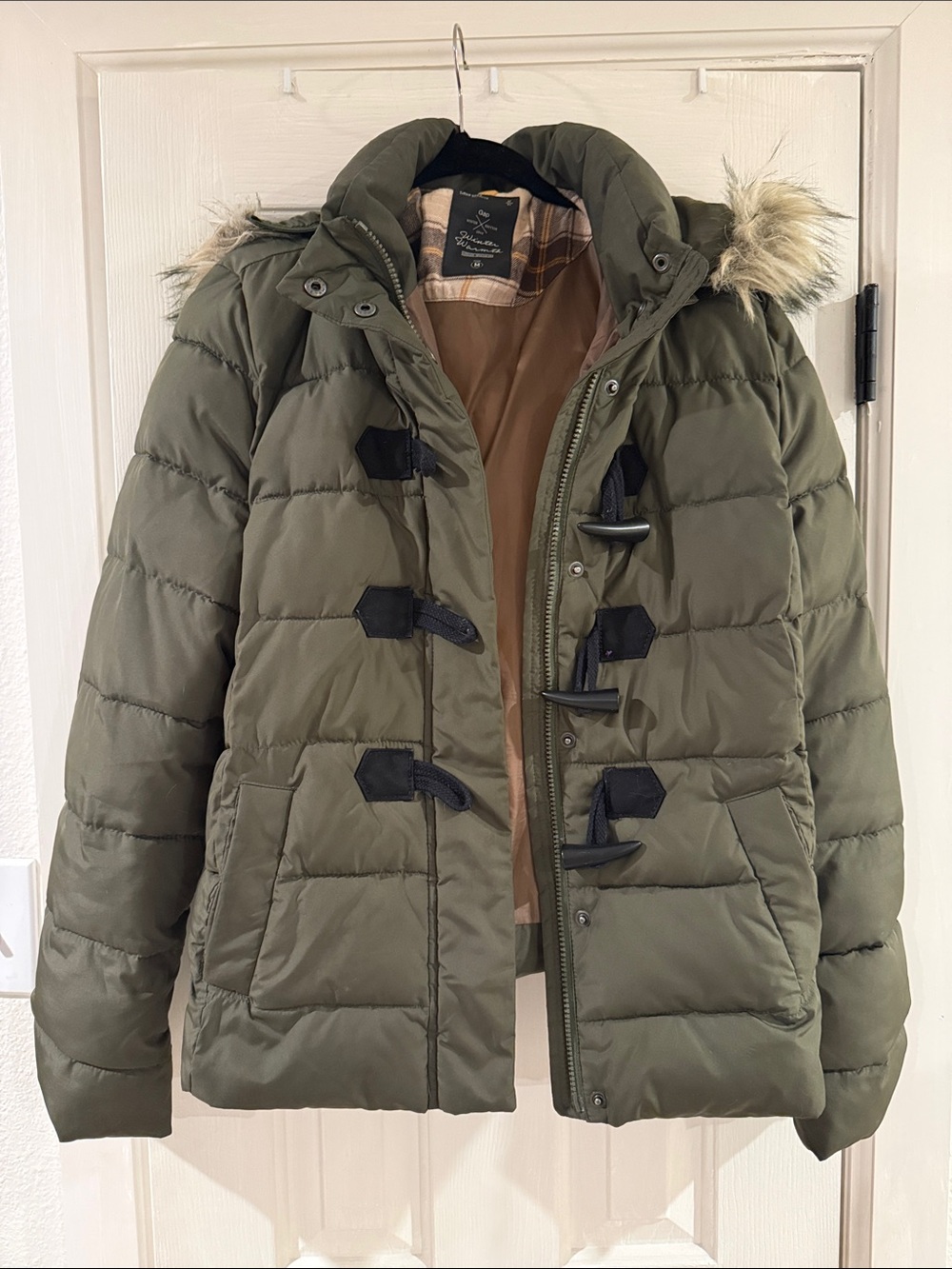 GAP Olive Green Quilted Puffer Jacket with Removable Faux Fur Hood Size Medium